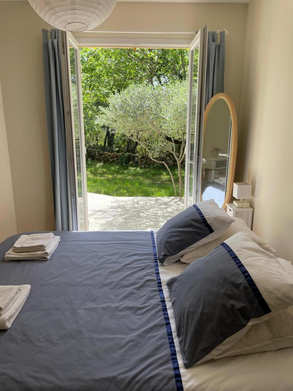 Bed and Breakfast Les Marguerites Vers Pont du Gard Zewnętrze zdjęcie
